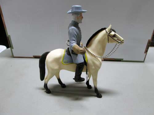 image of a 100 piece Hartland figure collection 9