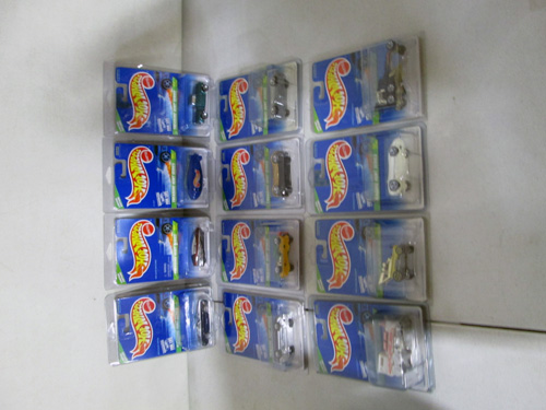 1000 piece hot wheels collection with 1995 treasure hunt set image 5