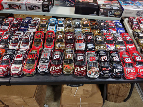 400 piece Nascar collection image 1