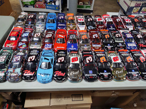 400 piece Nascar collection image 3