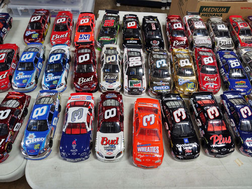 400 piece Nascar collection image 5