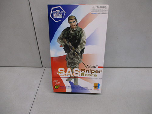 500 piece military figures and planes collection image 10