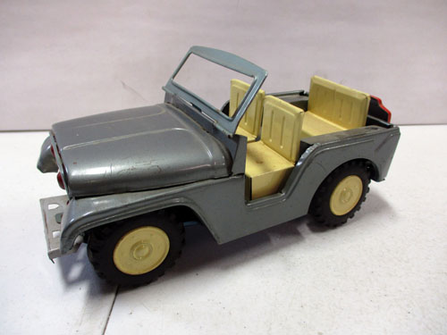 500 piece model Jeep collection image 15