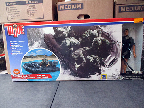 image of GI Joe Zodiac F-470 Boat with Navy SEAL Figure