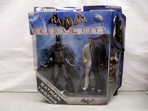 image of DC Direct Batman Arkham City Batman and Two-Face Figures