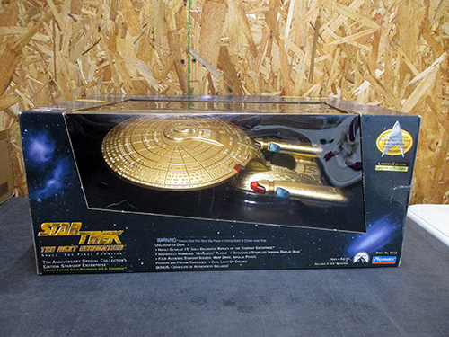 image of Star Trek USS Enterprise NCC-1701-D Gold Edition
