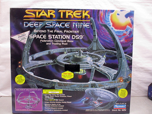 image of Star Trek Deep Space Nine Space Station Playset