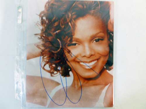 image of an autographed collectible 1