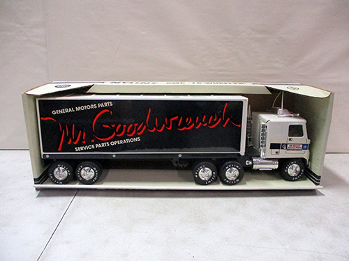 image of Nylint GM Goodwrench Semi-Truck