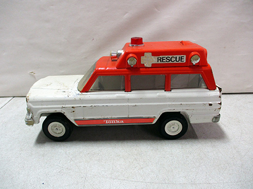 image of Tonka Metal Rescue Vehicle Toy Ambulance