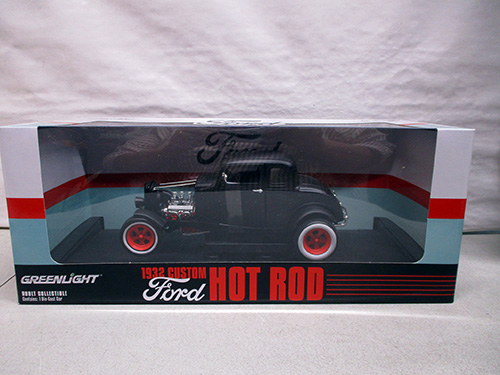 image of Greenlight 1932 Custom Ford Hot Rod Diecast Model 1/18
