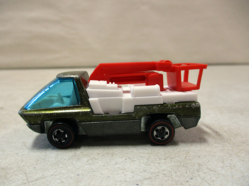 image of Hot Wheels Redline Die-Cast Toy Vehicle with Red Crane Attachment