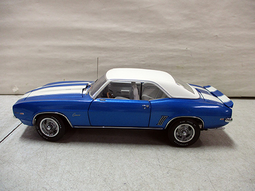 image of Danbury Mint 1969 Chevrolet Camaro Z/28 Model Car