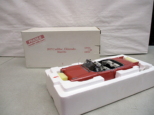image of Danbury Mint 1957 Cadillac Eldorado Biarritz Model with Box