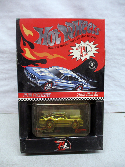 image of Hot Wheels Red Line Club Olds 442 Exclusive Car in Original Box