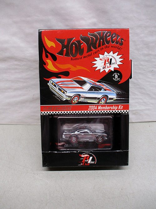 image of Hot Wheels 2004 Membership Kit Plymouth Barracuda