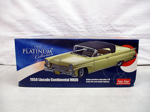 image of Sun Star 1958 Lincoln Continental Mk III 1/18