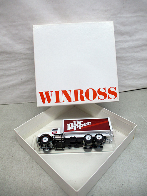 image of Winross Dr Pepper Semi-Truck Collectible Model