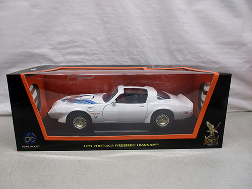image of Road Signature 1978 Pontiac Firebird Trans Am 1/18