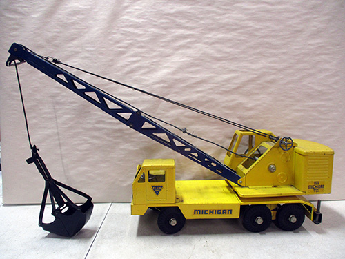 image of Michigan Toy Crane Truck with Clamshell Bucket