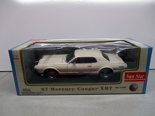 image of Sun Star 1967 Mercury Cougar XR-7 Die-Cast Model