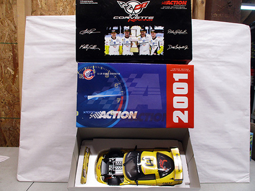 image of 2001 Action Racing Collectibles Corvette Diecast Car