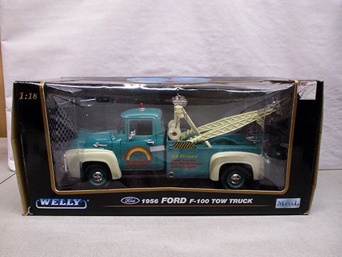 image of 1956 Ford F-100 Tow Truck 1:18 Scale by Welly