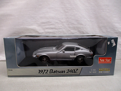 image of Sun Star 1:18 Scale 1972 Datsun 240Z Die-Cast Model