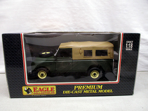image of Eagle Collectibles 1:18 Scale Die-Cast Land Rover Model