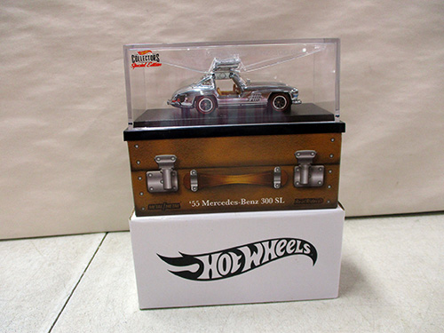 image of Hot Wheels 55 Mercedes-Benz 300 SL Collectors Edition