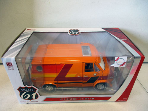 Diecast vehicles image 9