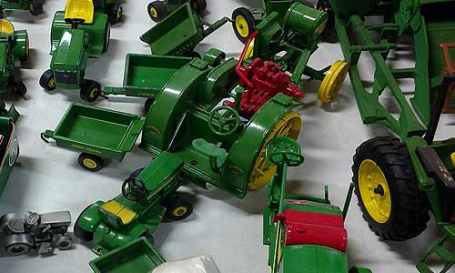 John Deere Collectibles 1