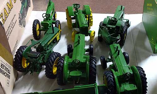 John Deere Collectibles 3