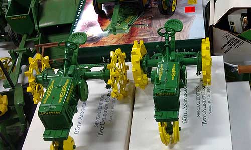 John Deere Collectibles 4