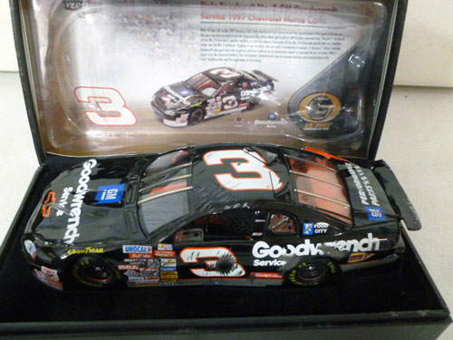 image 8 of nascar action elite cars