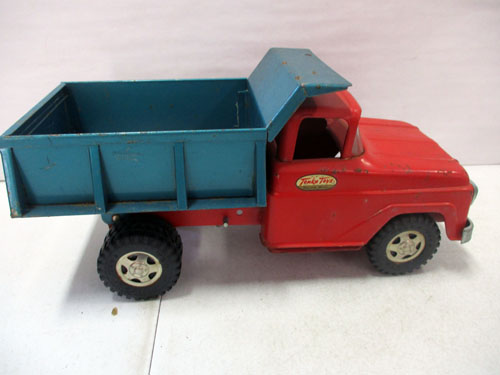 Model vehicles, sports memorabilia, and more! image 17