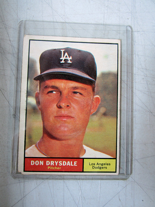 image of 1961 Topps Don Drysdale Baseball Card