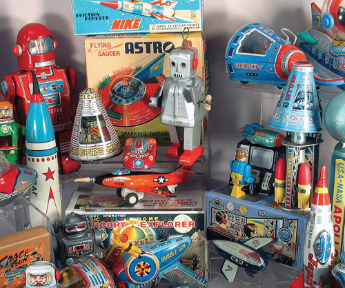 tin toys collection from DNR Collectibles