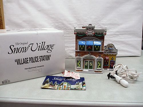 image of Department 56 Village Police Station Set