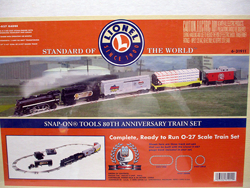 image of Lionel Snap-On 80111 O-27 Train Set