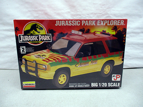image of Jurassic Park Explorer 1/20 Scale Model Kit