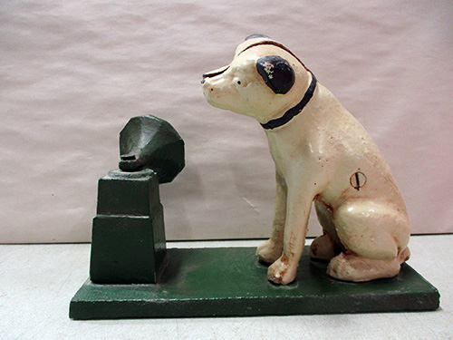 image of Cast Iron Nipper Dog with Phonograph Figurine