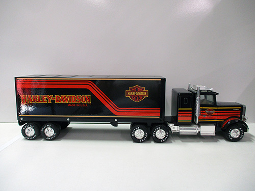 image of Nylint Harley-Davidson Die-Cast Semi-Truck and Trailer