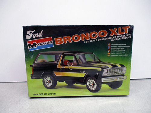 image of Monogram Ford Bronco XLT 1:24 Scale Model Kit