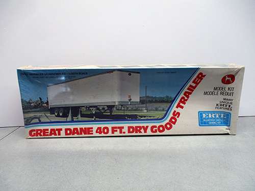 image of Great Dane 40 Ft. Dry Goods Trailer Model Kit