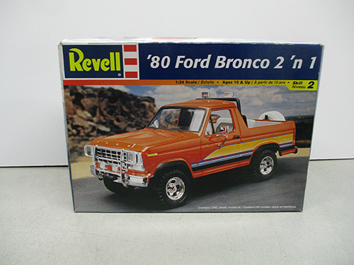 image of Revell '80 Ford Bronco 2 'n 1 Model Kit
