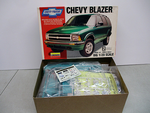 image of Monogram 1/20 Scale Chevy Blazer Model Kit