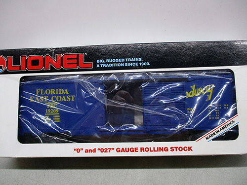 image of Lionel Florida East Coast Boxcar 19205 O Gauge