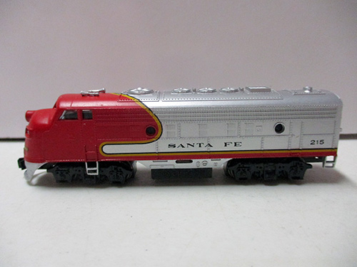 image of Santa Fe 215 Locomotive Model in Red and Silver N scale