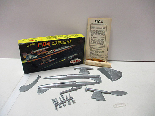 image of Aurora F-104 Starfighter Plastic Model Kit